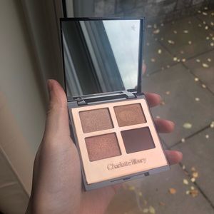 Charlotte Tilbury Queen of Glow